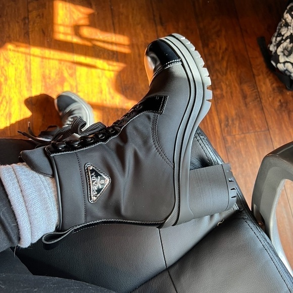New Prada Re-Nylon and Leather Booties in Black Nero 39 - Picture 9 of 13